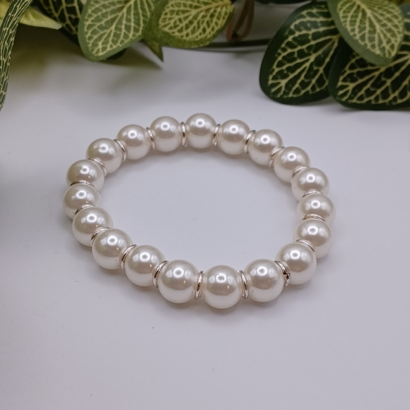 ✨️Faux Pearl Stretch Bracelet - Picture 2 of 5